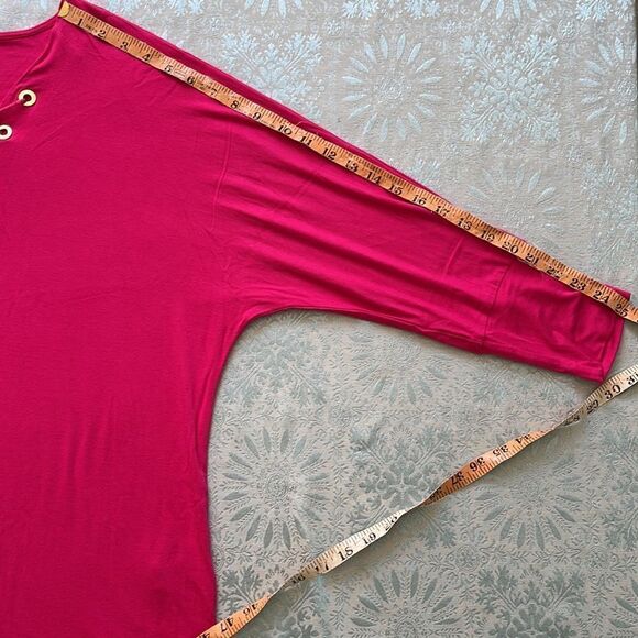 Like new Calvin Klein blouse - Picture 8 of 10